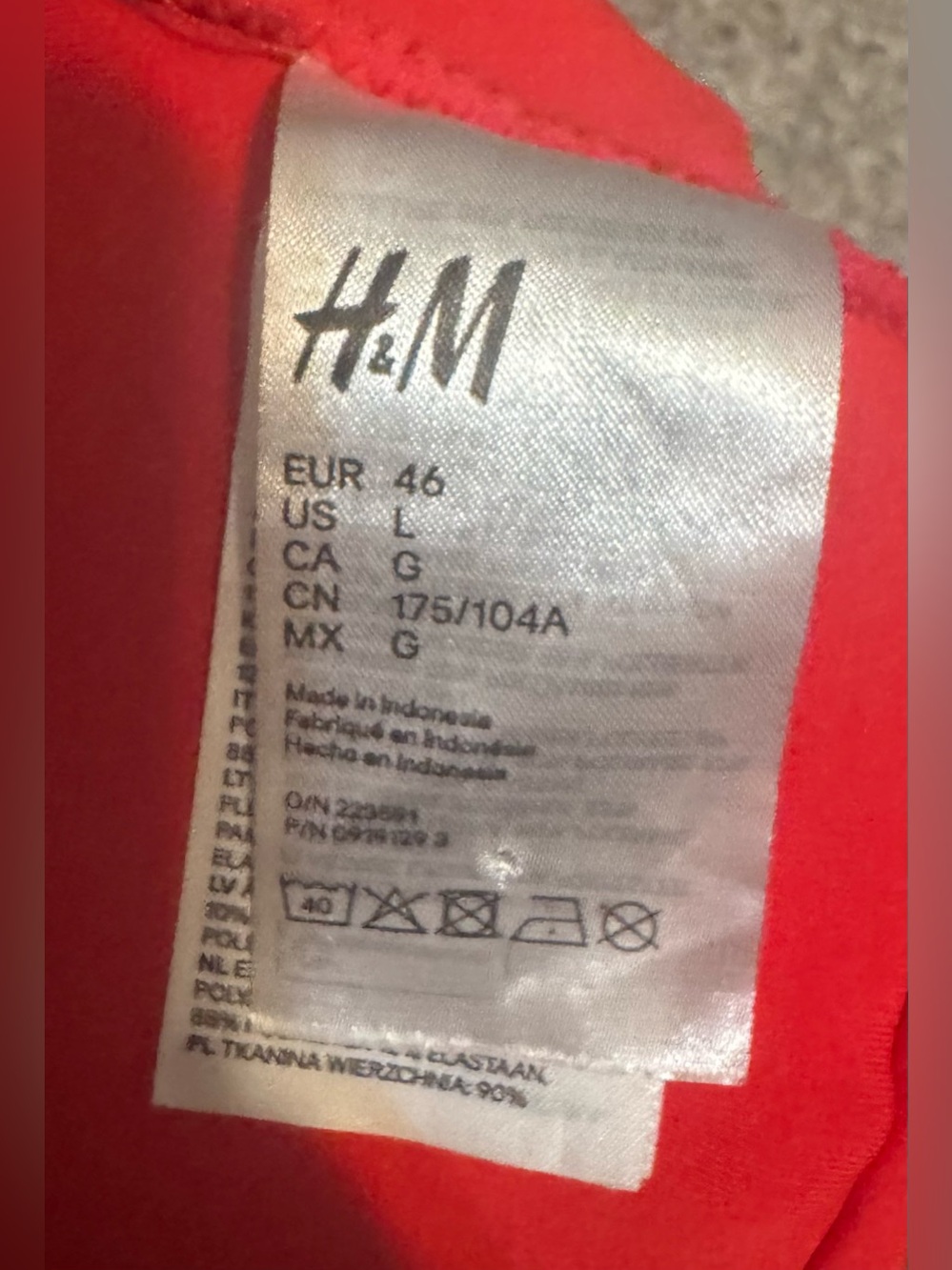 H&M Deep Plunge Low Back One Piece Swimsuit - Picture 3 of 3